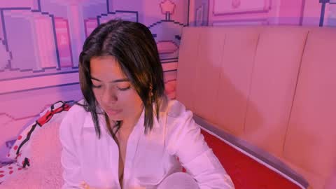 Alice  online show from 02-05-25, 10:33