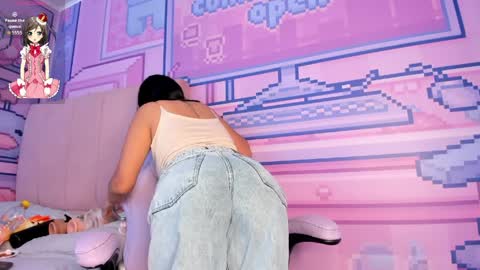 Alice  online show from 03-25-26, 08:04