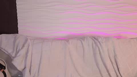 Snapshot of _3x7_ chatting on 04-25-26, 07:11 _3x7_ online show from 04-25-26, 07:11