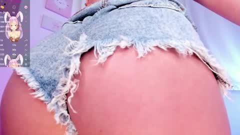 Sophia  online show from 09-18-25, 03:30