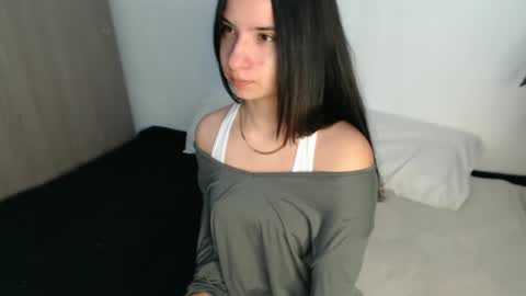 _abrill_20 online show from 10-27-25, 08:35