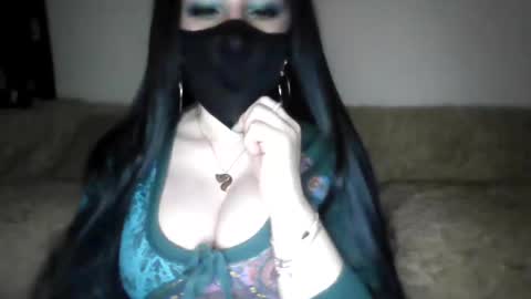 Adela online show from 01-19-25, 06:43