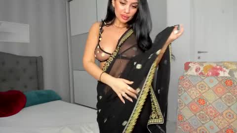 Adelle online show from 04-04-26, 01:19