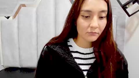  Alaia online show from 02-17-25, 06:04