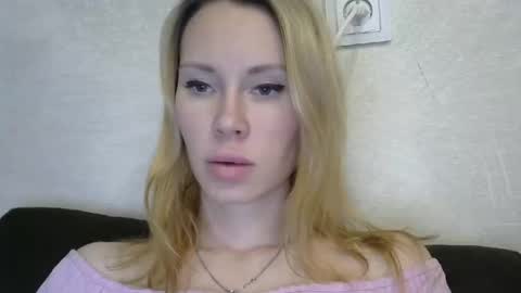 _alex1819 online show from 02-04-26, 11:05