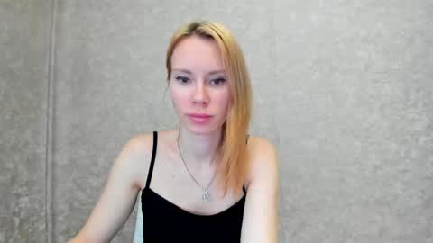 _alex1819 online show from 04-17-26, 07:00