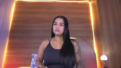 Snapshot of _alexaa_20 chatting on 04-20-26, 11:46 Alexa online show from 04-20-26, 11:46