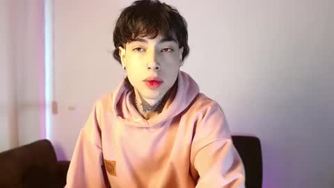 _alexblunt_ online show from 12-24-24, 12:00