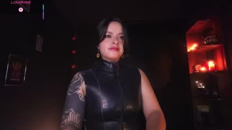 Snapshot of _alice_d chatting on 12-01-25, 07:52 Miss Alice My internet sucks these days see you soon online show from 12-01-25, 07:52