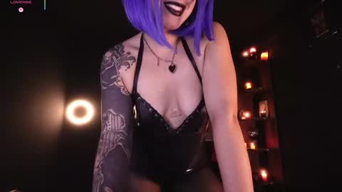 Miss Alice  My internet sucks these days see you soon online show from 05-19-26, 11:22