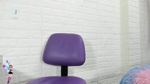 Snapshot of _alice_sweet_1 chatting on 02-20-25, 03:01 Alice Sweet online show from 02-20-25, 03:01