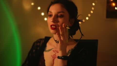 Snapshot of _alicemorrison_ chatting on 05-06-26, 05:40 Alice Morrison Mistress Datura online show from 05-06-26, 05:40