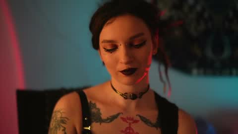 Snapshot of _alicemorrison_ chatting on 05-11-26, 06:05 Alice Morrison Mistress Datura online show from 05-11-26, 06:05