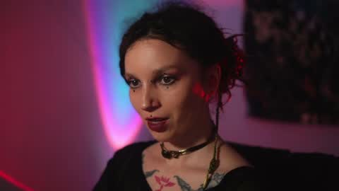 Snapshot of _alicemorrison_ chatting on 05-20-26, 05:30 Alice Morrison Mistress Datura online show from 05-20-26, 05:30