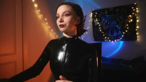 Snapshot of _alicemorrison_ chatting on 06-07-26, 05:27 Alice Morrison Mistress Datura online show from 06-07-26, 05:27