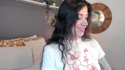 Snapshot of _aliice_1 chatting on 02-25-25, 09:02 Alice online show from 02-25-25, 09:02