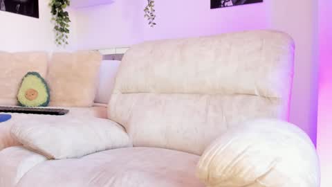 Karo online show from 01-17-25, 04:04