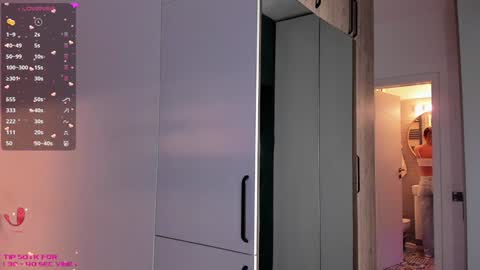 Mia online show from 02-08-25, 09:46