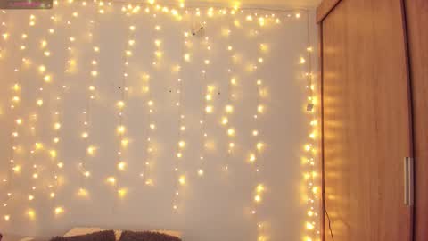 _allisongomez online show from 12-23-25, 02:42