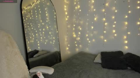 Snapshot of _allisongomez chatting on 02-04-26, 11:20 _allisongomez online show from 02-04-26, 11:20