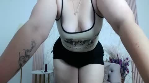 Snapshot of _ambermuse_ chatting on 07-03-26, 12:44 AmberMuse online show from 07-03-26, 12:44