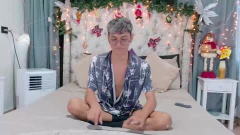 Andres online show from 12-21-24, 07:27