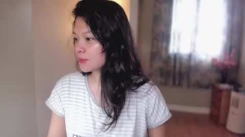 Snapshot of _ann1e_ chatting on 06-22-26, 03:25 annie . online show from 06-22-26, 03:25