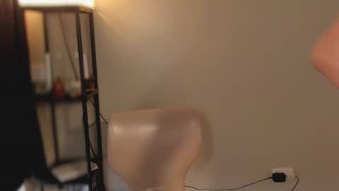 Snapshot of _ann1e_ chatting on 07-01-26, 03:52 annie . online show from 07-01-26, 03:52