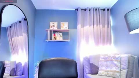 Snapshot of _anna_maria chatting on 07-17-26, 07:19 online show from 07-17-26, 07:19