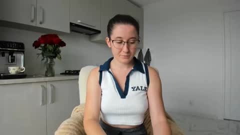 Anna online show from 10-04-25, 11:08