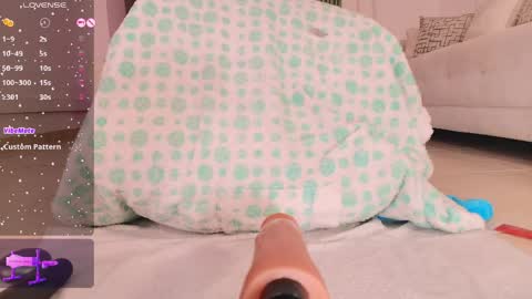 Snapshot of _anna_parker_ chatting on 04-20-26, 07:26 Ana online show from 04-20-26, 07:26