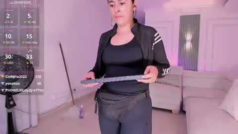 Snapshot of _anna_parker_ chatting on 06-14-26, 02:24 Ana online show from 06-14-26, 02:24