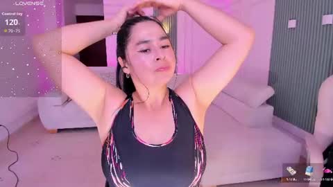 Snapshot of _anna_parker_ chatting on 06-27-26, 07:19 Ana online show from 06-27-26, 07:19