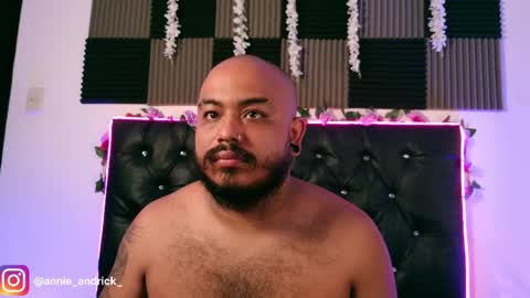 Annie Andrick online show from 03-26-26, 11:05