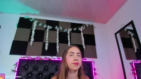 Annie Andrick online show from 05-20-26, 10:10