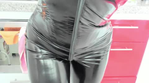 antonia online show from 02-07-25, 03:41