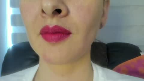 Snapshot of _antomouth_paradise chatting on 06-26-26, 07:18 antonia online show from 06-26-26, 07:18