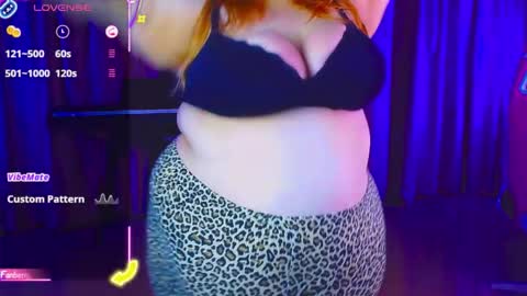 _ariaakashi_ online show from 11-15-25, 04:21