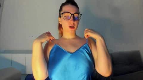 Sofia  online show from 04-03-26, 07:12