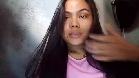 Snapshot of _asianslutyymikha_ chatting on 09-23-25, 11:19 _asianslutyymikha_ online show from 09-23-25, 11:19