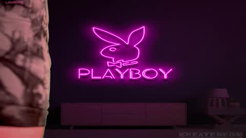 Snapshot of _available_ chatting on 02-01-26, 11:36 _available_ online show from 02-01-26, 11:36