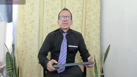 Snapshot of _axelking1_ chatting on 05-26-26, 11:50 Axel online show from 05-26-26, 11:50
