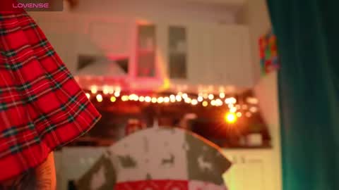 Olivia online show from 12-11-24, 12:02