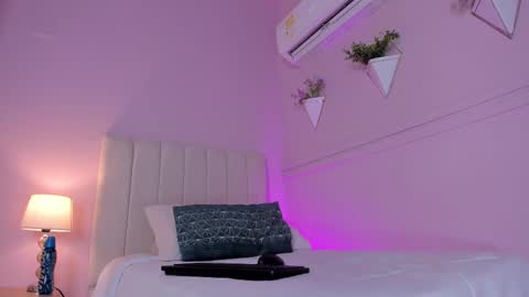 Hi guys i am Bianca  online show from 02-13-25, 08:45