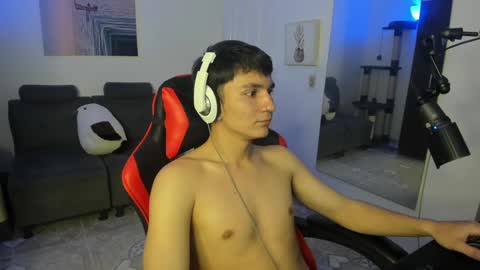 Snapshot of _blakee chatting on 01-08-25, 06:31 B L A K E online show from 01-08-25, 06:31