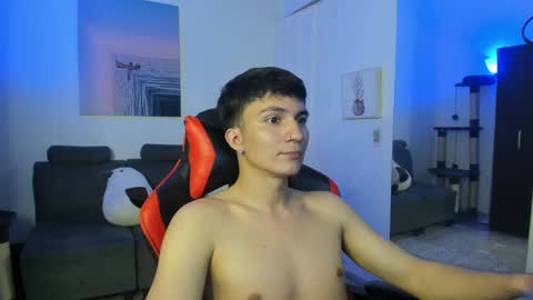 Snapshot of _blakee chatting on 01-20-25, 06:42 B L A K E online show from 01-20-25, 06:42