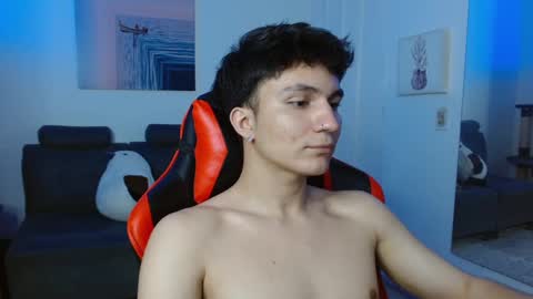 Snapshot of _blakee chatting on 02-04-25, 02:07 B L A K E online show from 02-04-25, 02:07