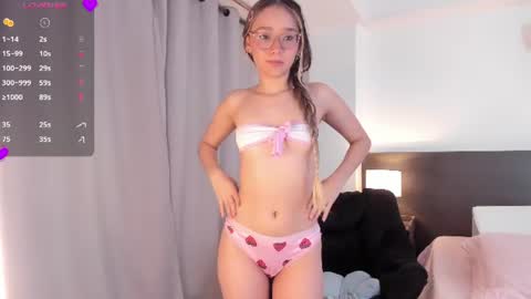 Mary online show from 07-22-26, 01:08