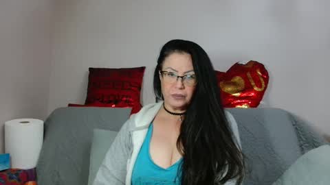 KHALEESI online show from 10-13-25, 05:35