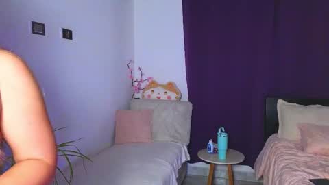 Bonnie online show from 03-01-26, 02:57